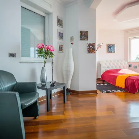 Villa Anamia By Interhome