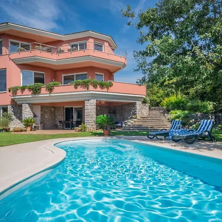 Anamia By Interhome * Kostrena