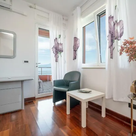 Anamia By Interhome Kostrena